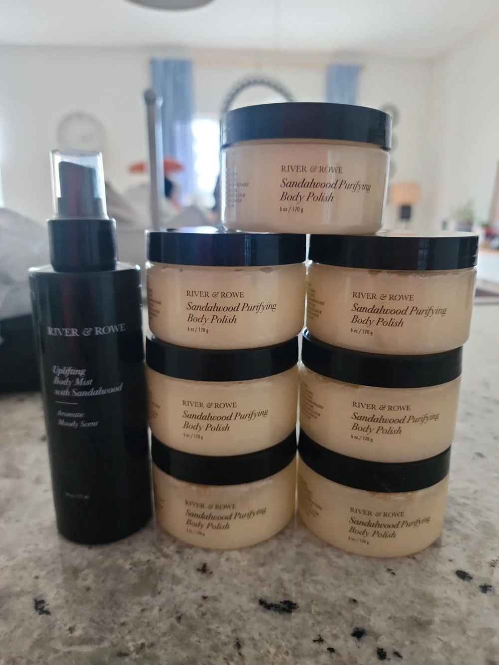River & Rowe - Sandalwood Purifying Body Polish - Body Mist